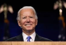 Президент США позвонил безработной и рассказал об экономическом плане