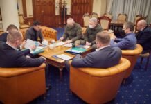 Гибель украинских военных: Зеленский после визита в ОАЭ провел ночное совещание