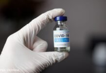 Румыния получает первую партию вакцины AstraZeneca. Ее вскоре должны доставить в Украину