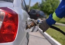 В Кабмине назвали сроки стабилизации цен на топливо