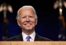 Байден пообещал американцам день независимости от COVID-19