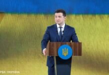 Рейтинг Зеленского в марте вырос до 25%