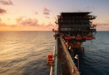 Цена на нефть Brent превысила 70 долларов впервые с января прошлого года