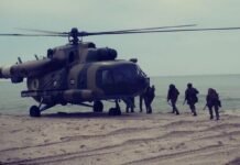 Украинские десантники провели учения на морском побережье