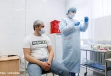 НБУ предупредил об экономических потерях из-за низкого уровня вакцинации в Украине