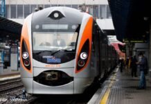 УЗ назначила еще один поезд в Карпаты, первый рейс запланирован на майские праздники