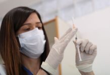 США призывают мировых лидеров приблизиться к цели вакцинации от COVID-19
