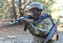 Боевики снова стреляли на Донбассе, погиб военный