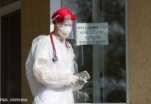 В вакцинированном Моршине заявили о случае COVID-госпитализации