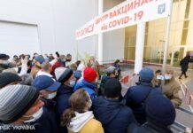 В Украине уже сделали более 19 миллионов прививок от COVID