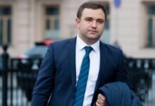 Депутат от “Слуги народа” Ковалев попал в ДТП на Одесской трассе