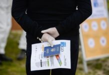 Путешествия увеличивают риск заражения COVID. В ВОЗ призывают минимизировать поездки
