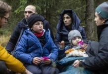 США, Великобритания и страны ЕС заявили, что осуждают Беларусь за использование мигрантов