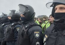 На границе снова учились сдерживать мигрантов. В Ровенской области привлекали резервы