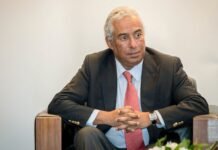 Парламентские выборы в Португалии: партия премьера лидирует после обработки части голосов