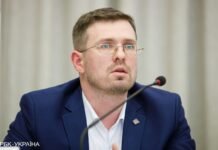 В Украине рассмотрят возможность бустерной COVID-вакцинации для всех желающих