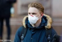 До 55 тысяч за сутки. В КШЭ озвучили прогноз новой волны COVID