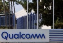 Qualcomm перестал продавать процессоры компаниям из России