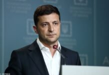 Зеленский о “химоружии”: хочешь узнать о планах России, посмотри, в чем она обвиняет других