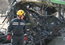 В Авдеевке оккупанты нанесли ракетный удар по зданию военной администрации