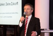 Политик руководящей партии Германии заявил о сомнении относительно преступлений России в Украине