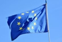 ЕС заключит торговую сделку с Индией, чтобы уменьшить ее связи с Россией, – Bloomberg