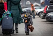Стало известно, сколько украинских детей РФ незаконно вывезла из Украины