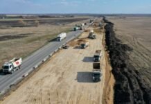 Стало известно, сколько дорог в Украине разрушено с начала российского вторжения