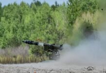 Украинские военные подбили два российских танка на востоке (видео)