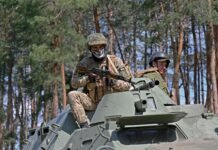 На юге ВСУ уничтожили десятки оккупантов, российские склады боеприпасов и технику