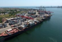 Из одесских портов вышло еще семь суден с зерном