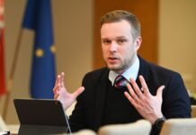 Нельзя оставлять в одних руках. В Литве предлагают коллективно помочь Украине с интернетом