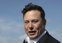 Маск снова хочет купить Twitter за 44 млрд долларов