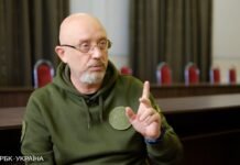 Не вторая в мире. Резников назвал российскую армию “бумажным тигром”