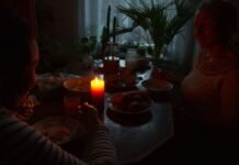 Под утро в Киеве без света 450 000 квартир: мэр сделал важное заявление