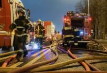 В России из-за атаки дронов возник пожар и детонация на складе боеприпасов