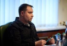 “Ми не припиняємо”: Буданов відповів на заклики Заходу не бити по нафтобазах РФ