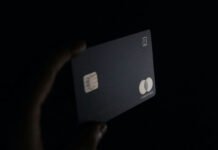 Посилення контролю: які довідки можуть вимагати українські банки у квітні