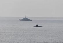 Шведські винищувачі супроводжували російський підводний човен у протоці Каттегат