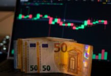 Без емоцій: на які курсові коливання долара та євро можна чекати на тижні