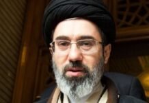 Лідер Ірану через вибухову хвилю отримав значні травми