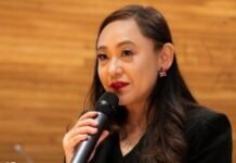 Мер міста Каліфорнії пішла у відставку через звинувачення в роботі на Китай