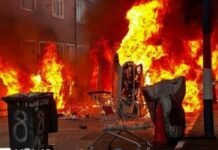 Люди в Белфасті були змушені тікати з домівок через расистське насильство