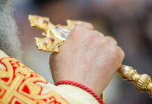 Залишилося тільки молитися: у РПЦ затвердили молитву за Крим