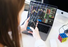 Рекордний обвал: акції найбільших компаній РФ продовжують падати