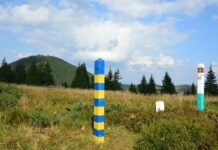 Незаконний виїзд за кордон: скільки підозр висунули за роки війни