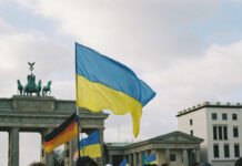 Німеччина та Україна обговорюють повернення військовозобов’язаних чоловіків: деталі