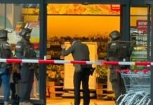 Озброєний ножем чоловік захопив касирку в Берліні: поліція успішно завершила спецоперацію