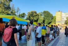 У Києві масштабна хода через відставку Федорова з Міноборони (фото, відео)
