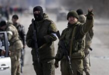 Риторика Кремля змінилася, росіянам час втікати з РФ, – Коваленко
